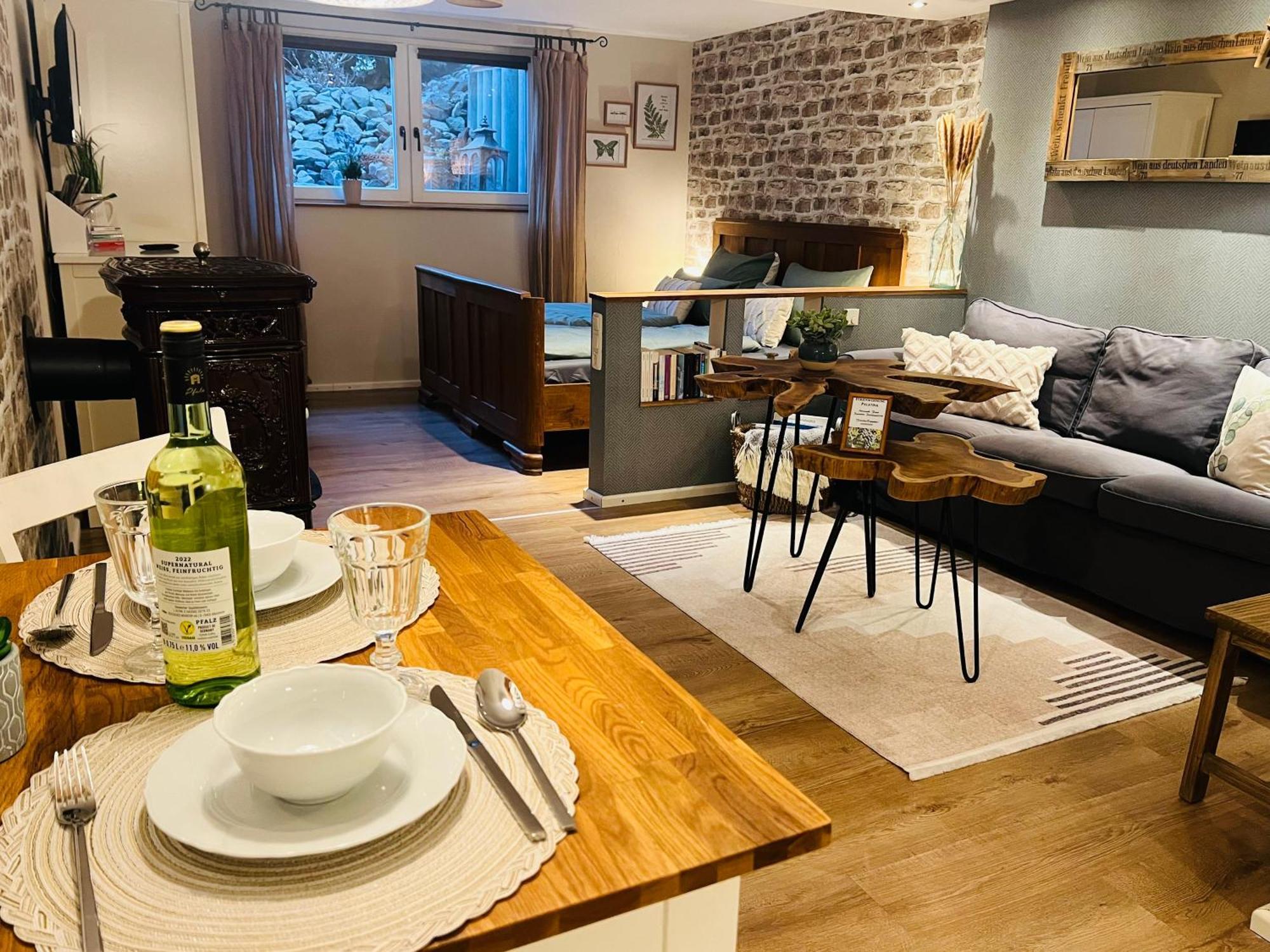 Ferienwohnung Palatina Heuchelheim-Klingen Kültér fotó